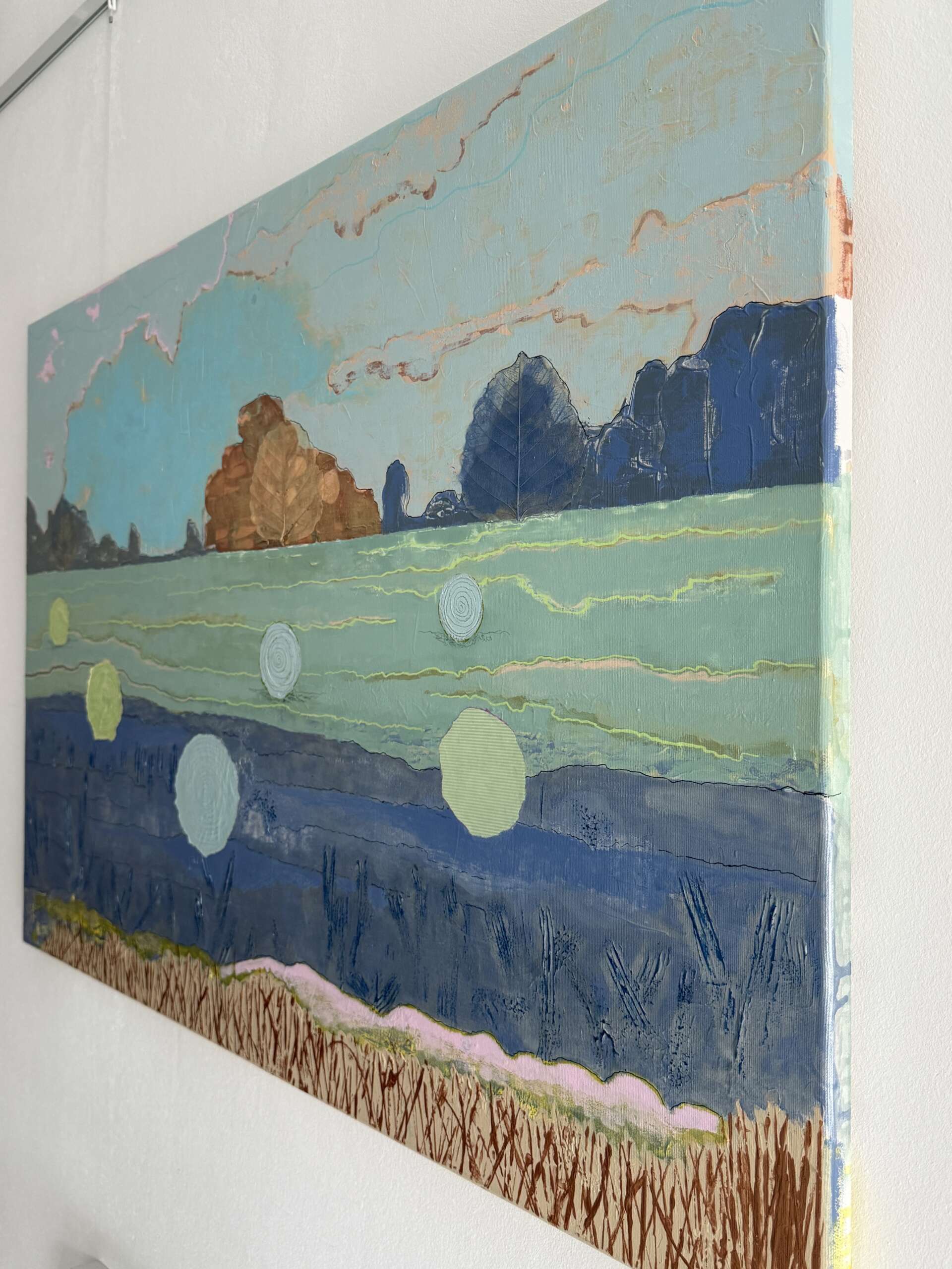 Blaues Teufelsmoor, Seitenansicht, Kunstwerk von Kristin Gezorreck
